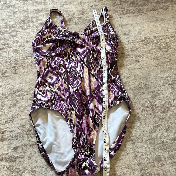 Speedo Purple and White One Piece Swimsuit Geometric Design size 12 - Picture 9 of 10